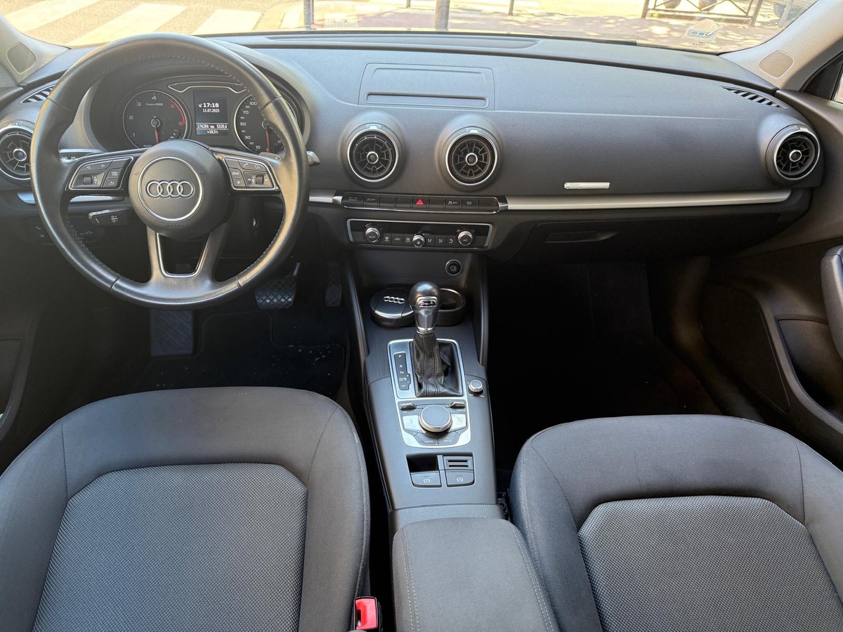 Audi A3 III (2) SPORTBACK 1.6 TDI 116 BUSINESS LINE S TRONIC 7