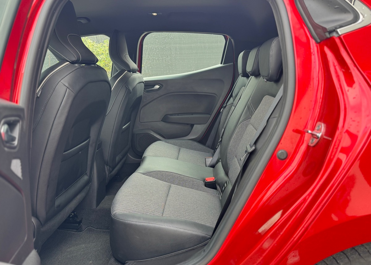 RENAULT Clio V 1.3 TCE 140 INTENS TCE 21