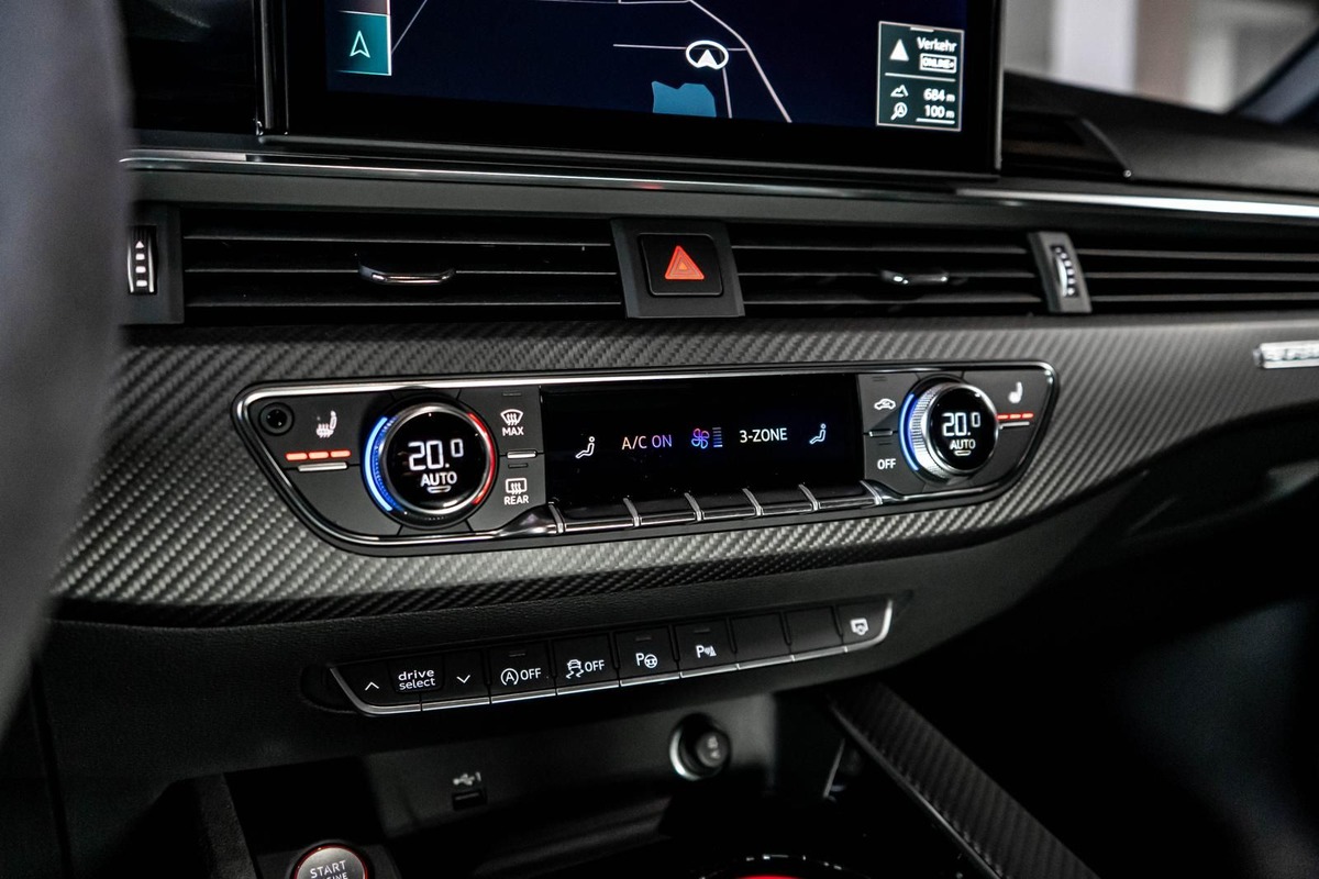 Audi RS4 V 2.9 V6 TFSI quattro tiptronic 8 ABT POWER S 510ch
