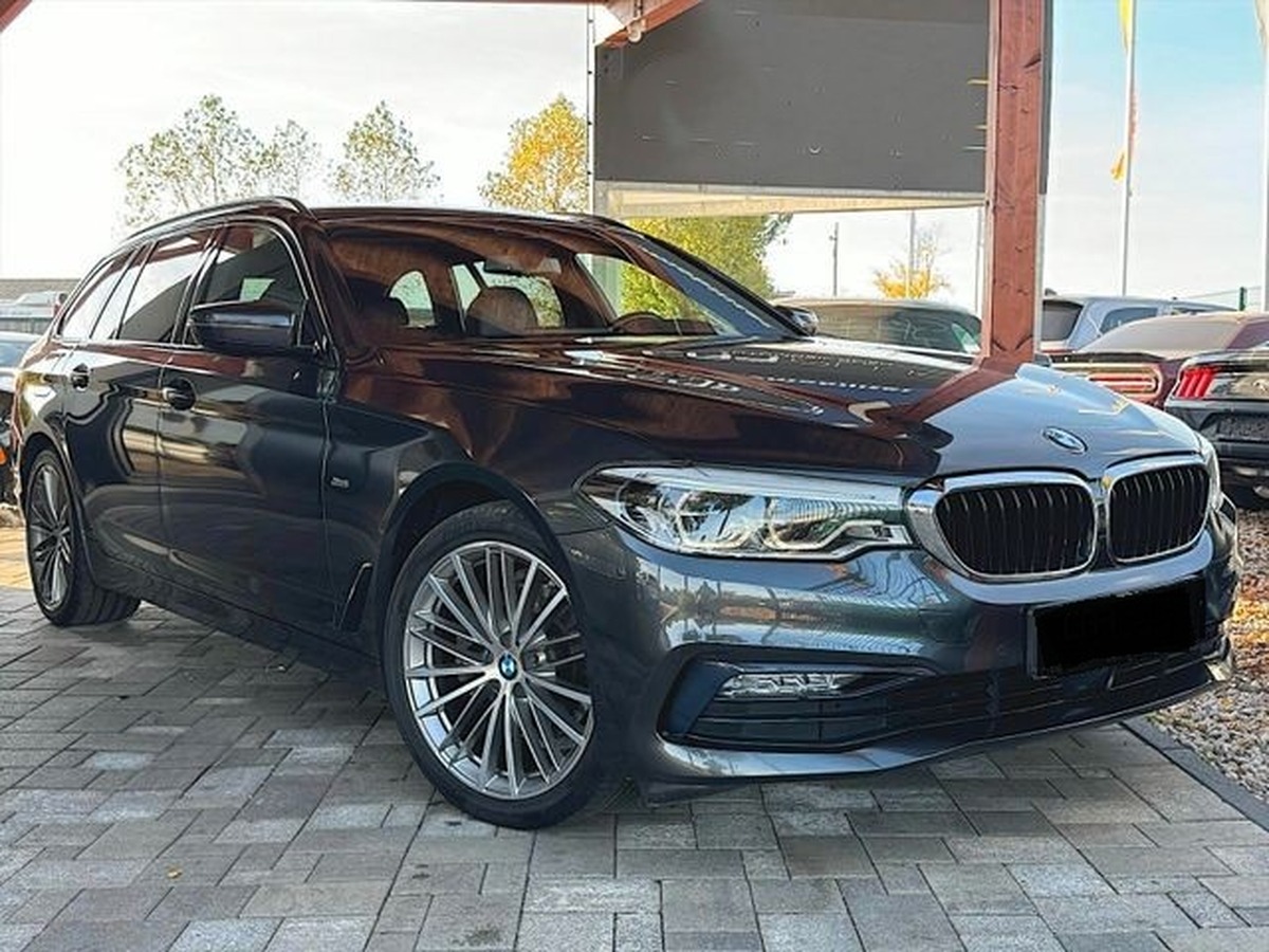 Bmw 520D Sport Line *ACC*LED*DAB*H&K*.