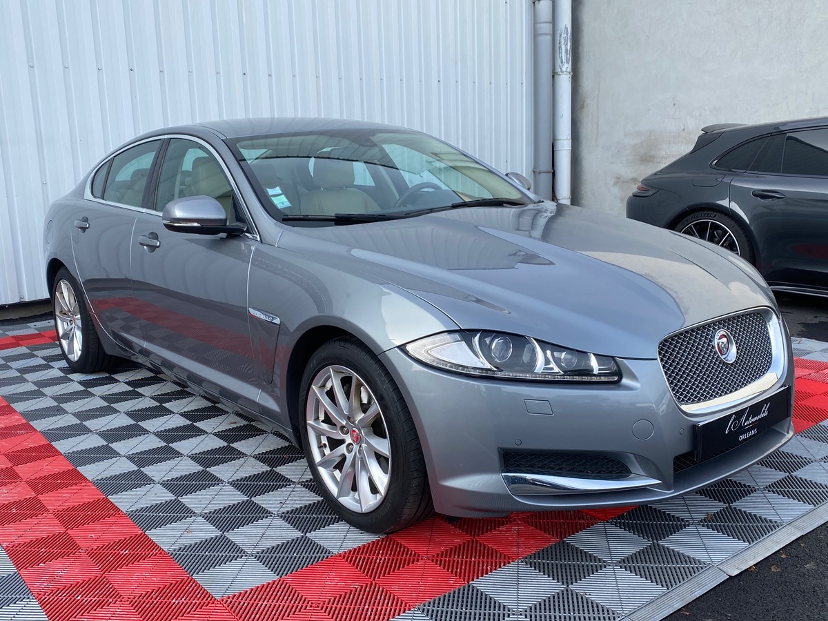 Jaguar XF 2.2 d 163 BRITISH EDITION b