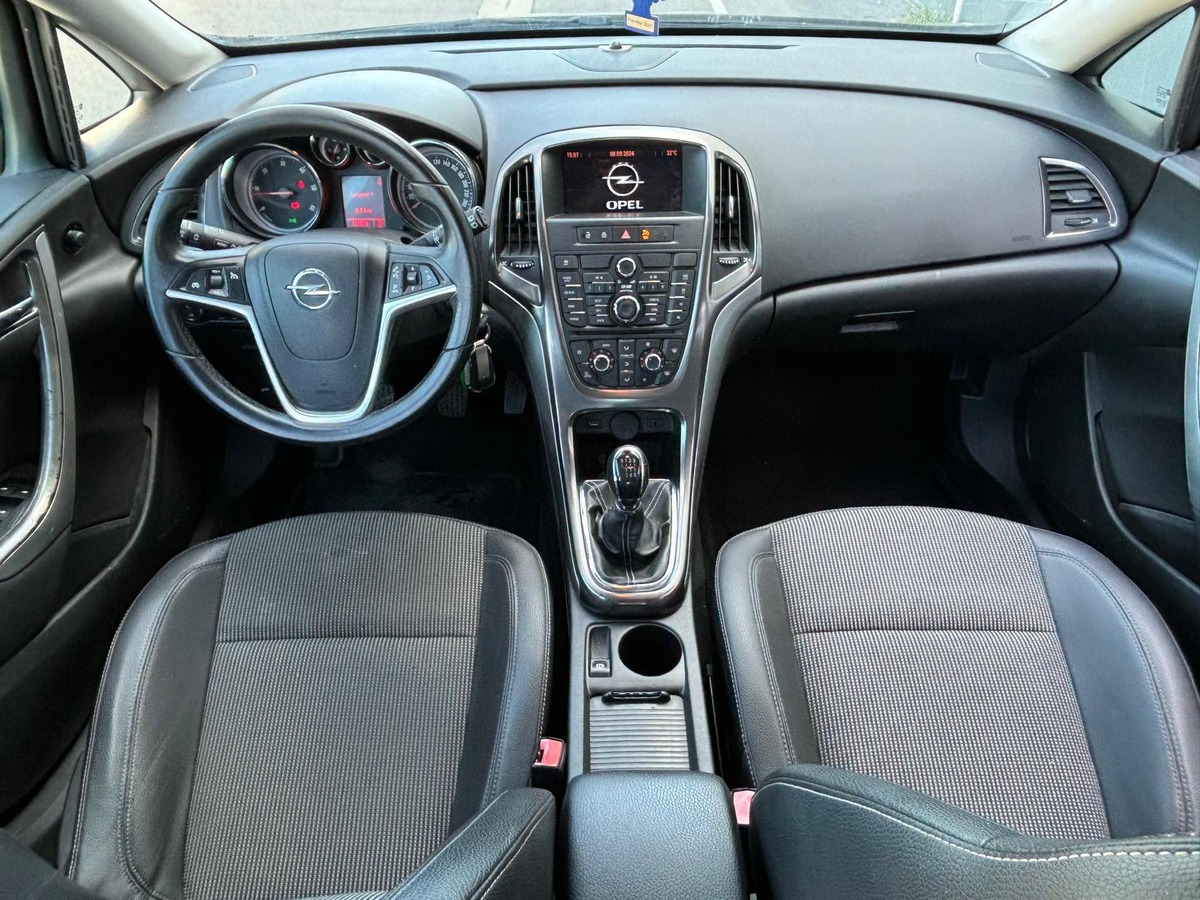 Opel Astra 1.7 CDTI125 FAP Cosmo