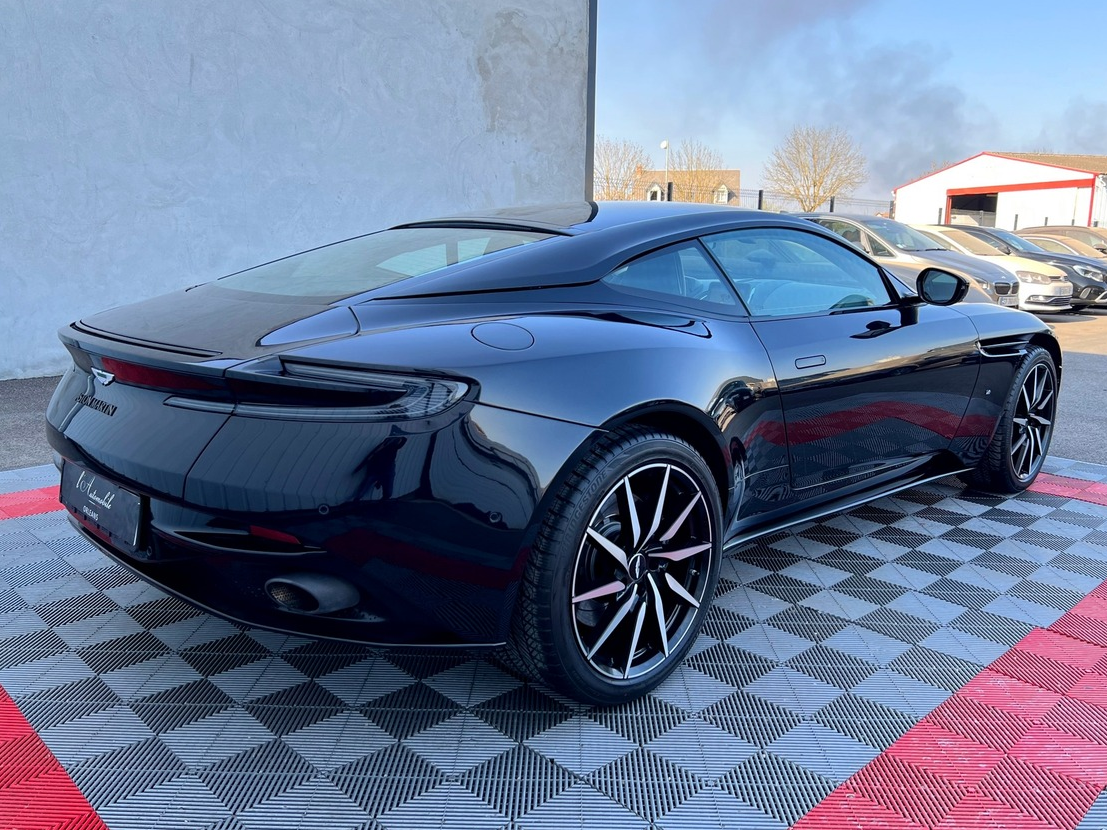 Aston Martin DB11 5.2 BITURBO V12 D