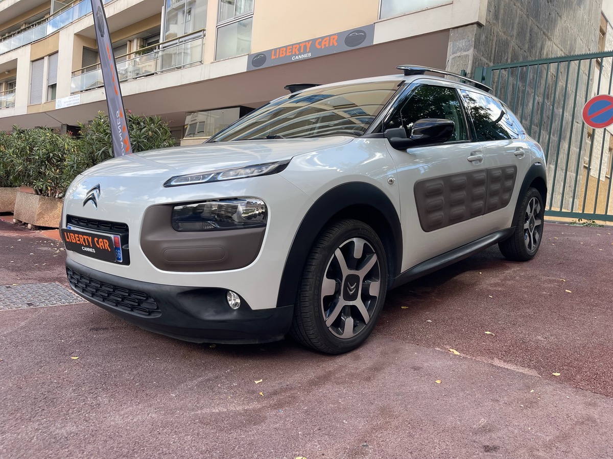 Citroën C4 Cactus 1.2 vti 110 CV /Finition Shine / Caméra / GPS