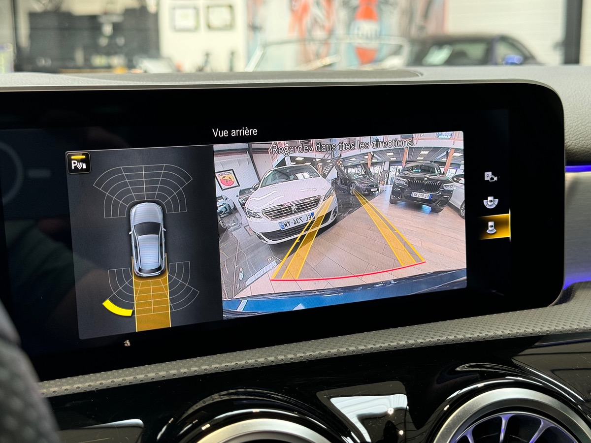 Mercedes-Benz Classe A 220D 190CV AMG LINE TOIT PANORAMIQUE / BURMESTER