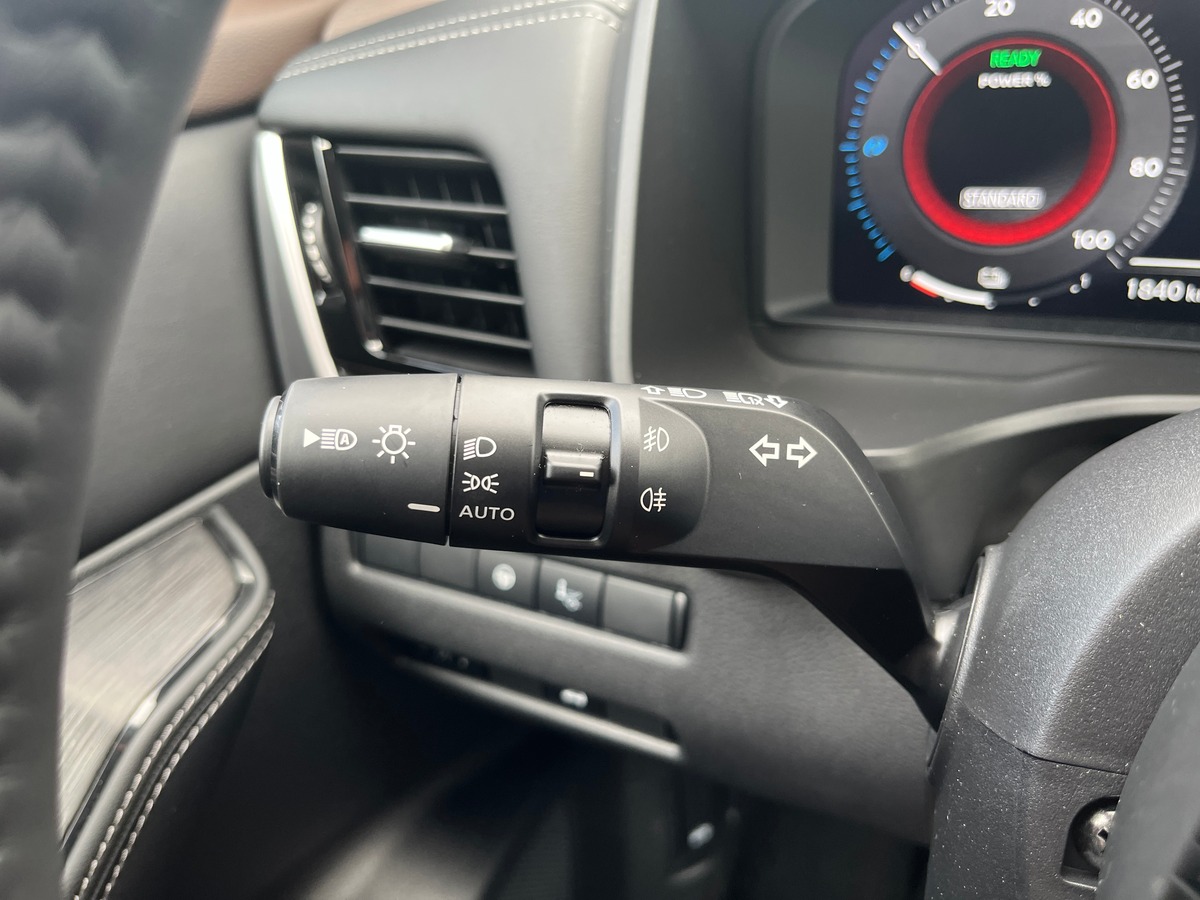 Nissan NISSAN X TRAIL E POWER 204CH TEKNA, 3 ANS D'ENTRETIENS INCLUS, TOIT OUVRANT, SIEGES CHAUFFANT