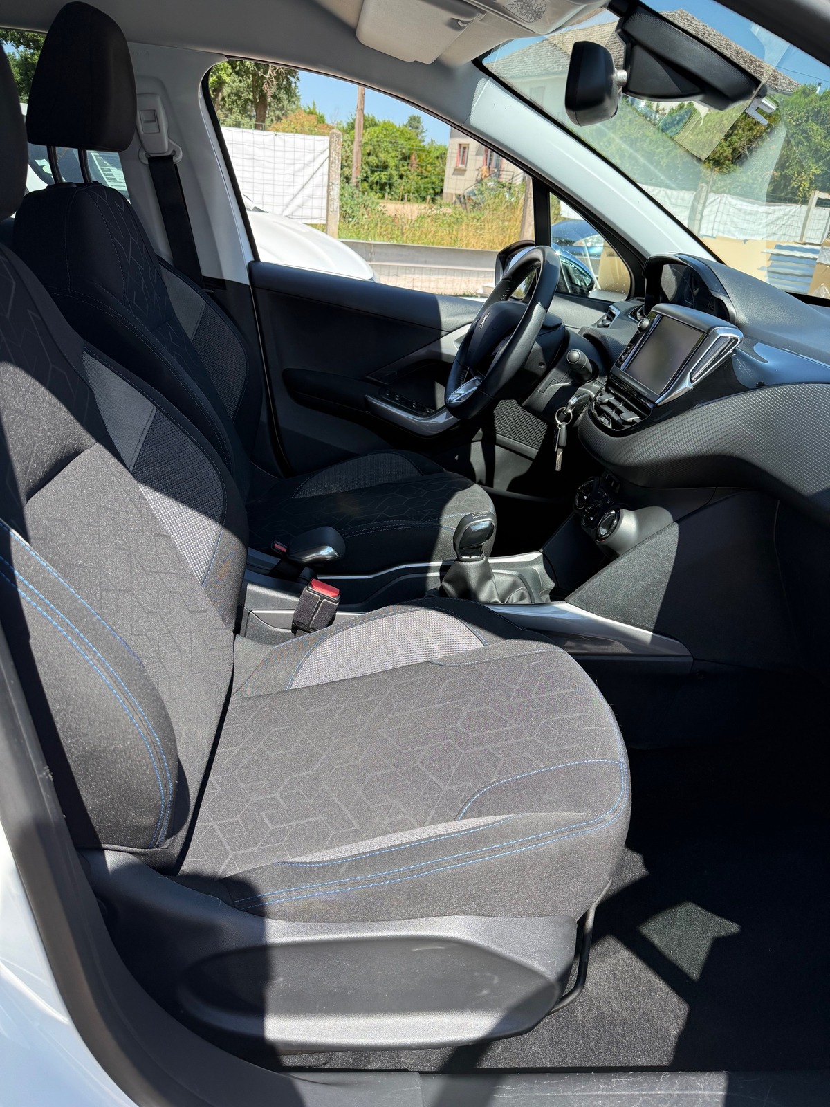 Peugeot 2008 80 Chx VTI CLIM REGULATEUR DISTRIBUTION OK 124 200 Kms