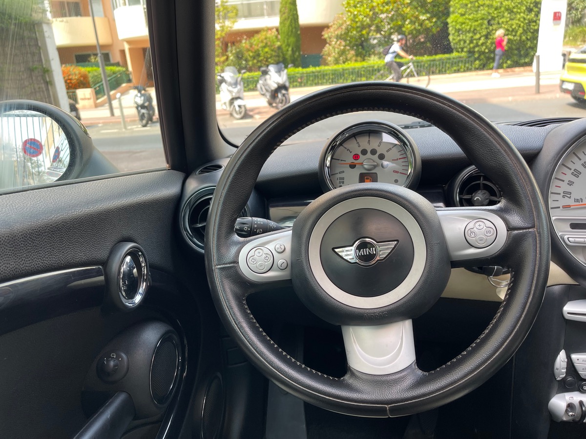 Mini Mini Cooper 1.6 i 122 cv Boîte auto / Toit Ouvrant / Clim / Jantes Sport