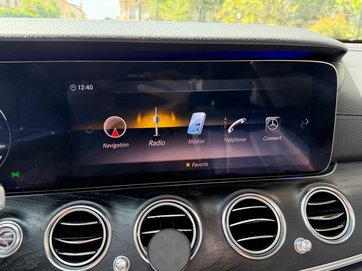 Mercedes-Benz Classe E V (2) 2.0 300 DE AVANTGARDE LINE 9G-TRONIC