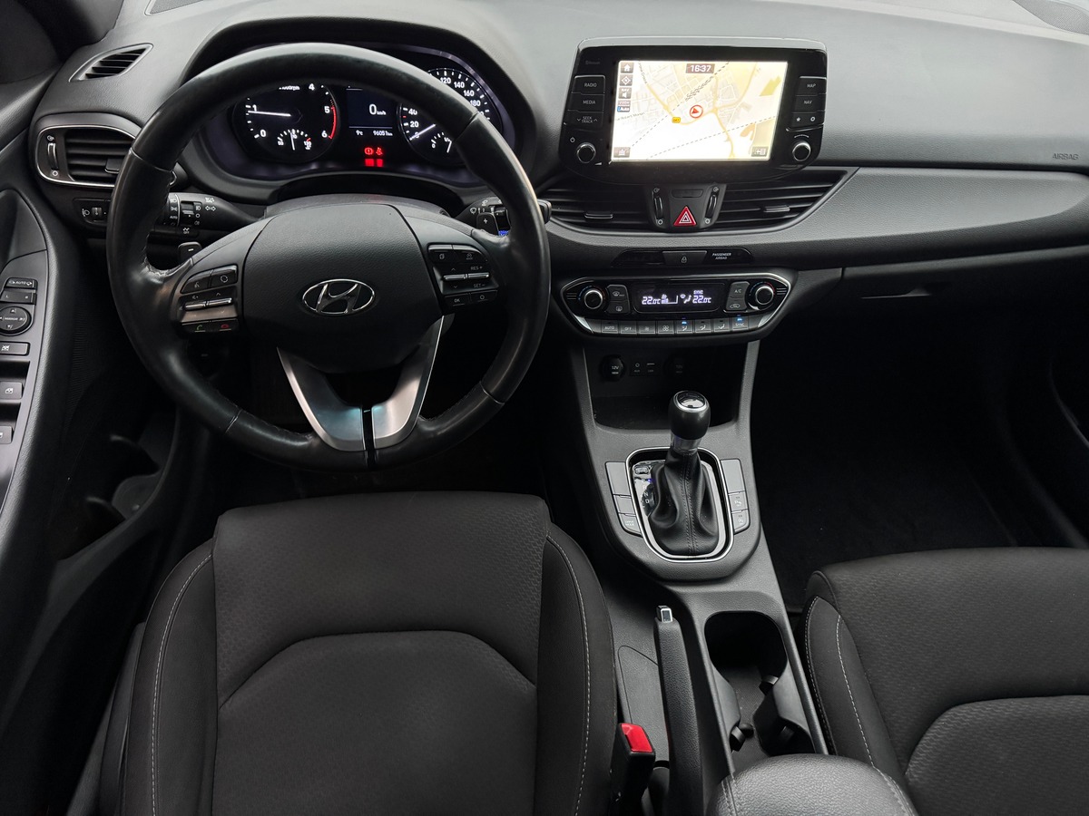 Hyundai i30 III Édition Navi 1.6 CRDi DCT7 110 cv