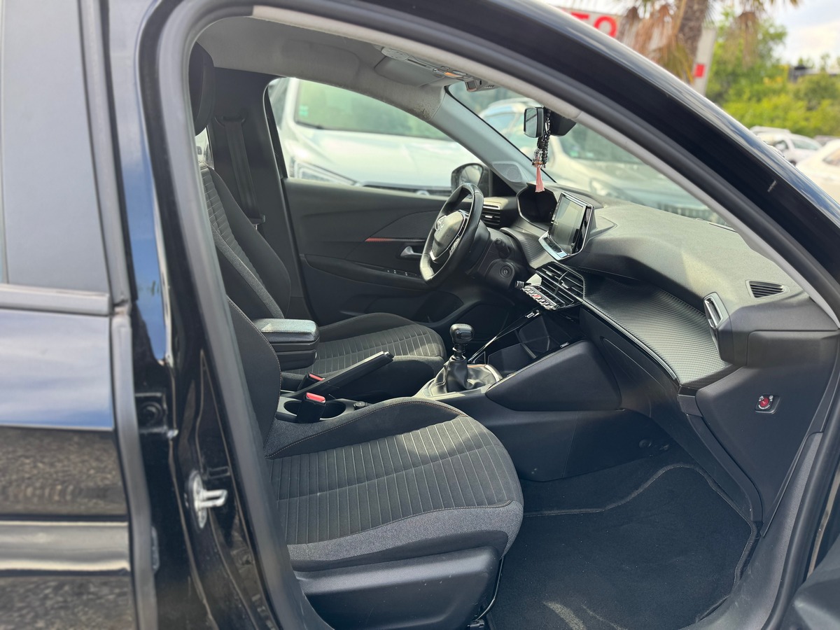 Peugeot 208 1.5 HDI 102