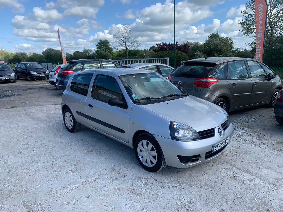 RENAULT Clio campus 1.5 dci - 65ch 219947km