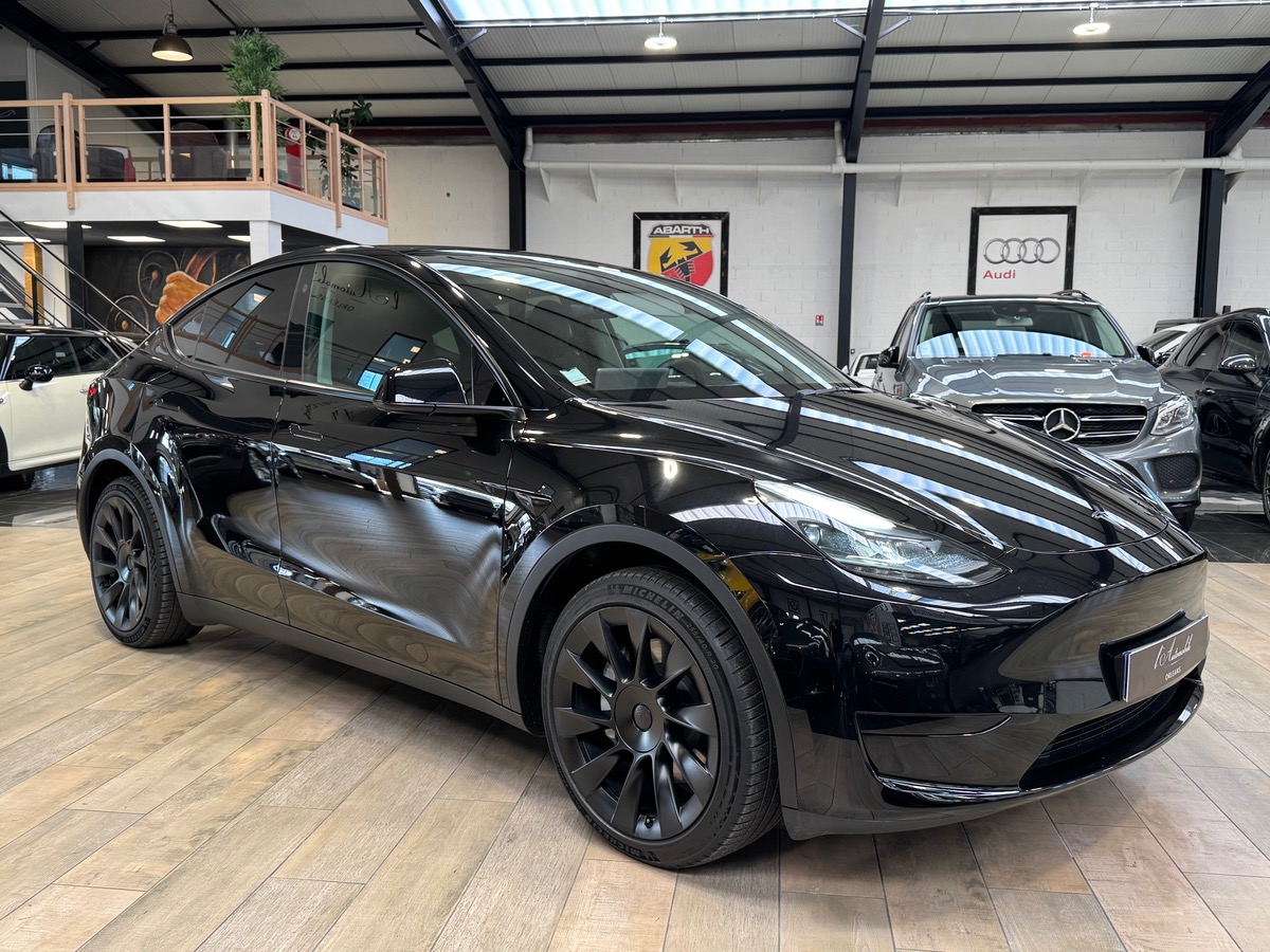 Tesla Model Y 347 cv PREMIÈRE MAIN AUTOPILOTE
