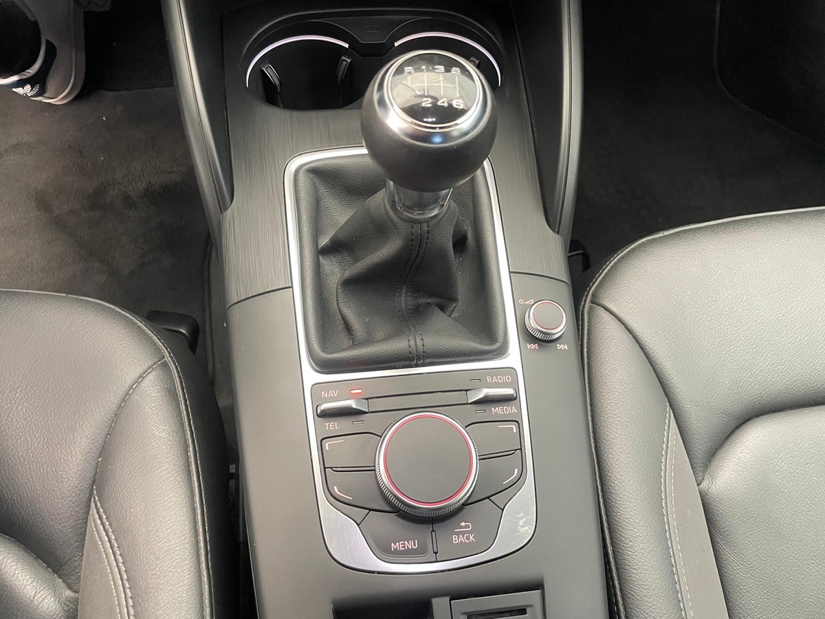 Audi A3 Sportback 1.6 TDI 105   AMBIENTE