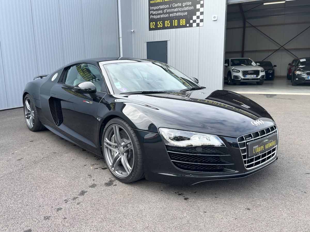 Audi R8 5.2 V10 FSI 525 QUATTRO R TRONIC