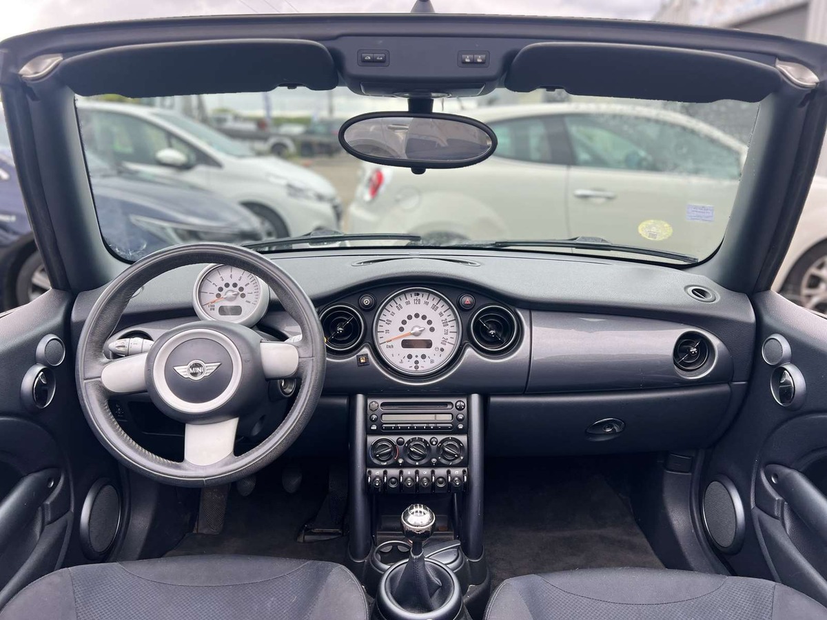 Mini Mini Cabriolet One 1.6 i 16V 90cv - ENTRETIEN A JOUR - AIDE STATIONNEMENT AV/AR - CABRIOLET