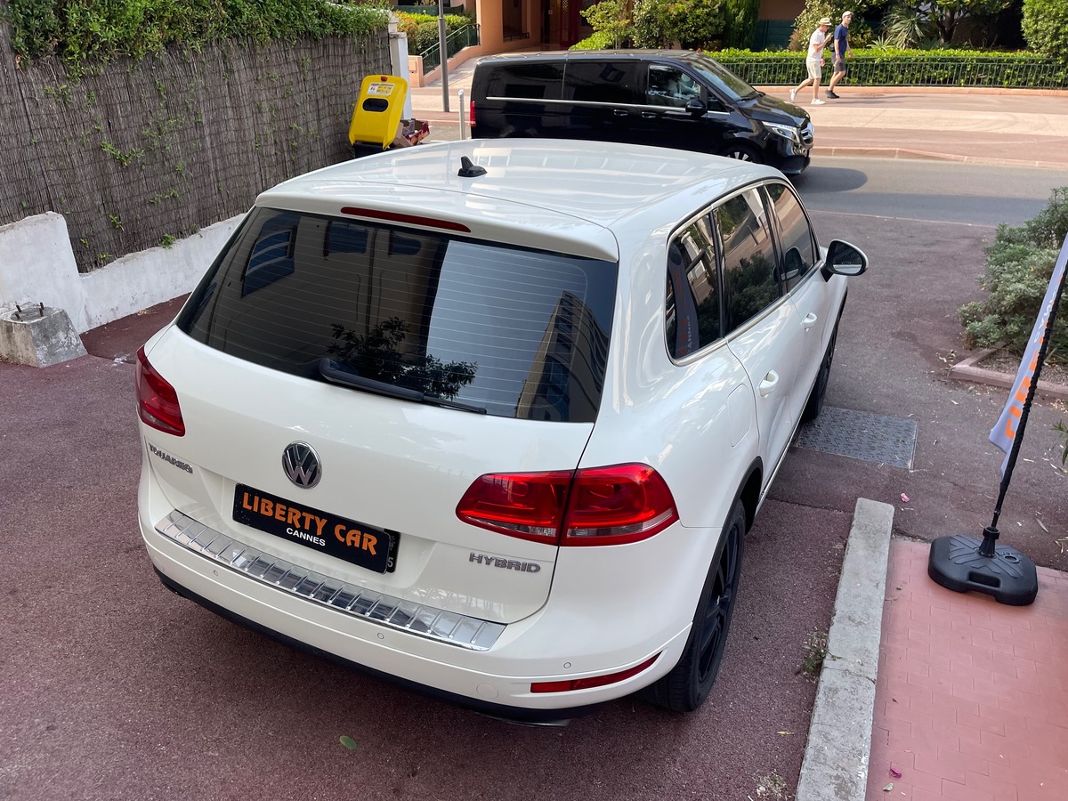 Volkswagen Touareg 3.0 TSI V6 379cv Hybrid / Jantes Noires / Gps / Carat Edition
