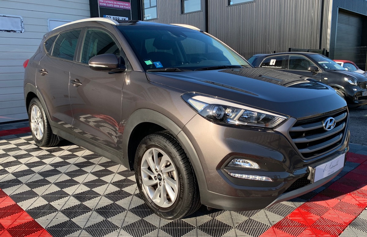 Hyundai Tucson 1.7 CRDI 115 BUSINESS 2WD c