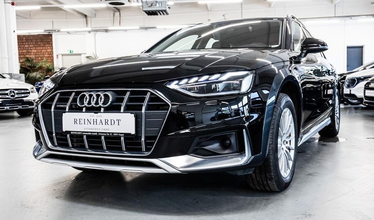 Audi A4 Allroad V 40 TDI 204ch Avus quattro S tronic 7 Attelage Aff Tête haute