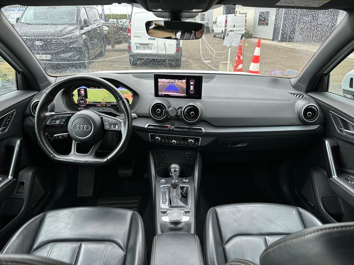 Audi Q2 S-LINE 1.4 tfsi 150 cv Boîte auto - VIRTUAL COCKPIT - BANG & OLUFSEN - APPLE CARPLAY