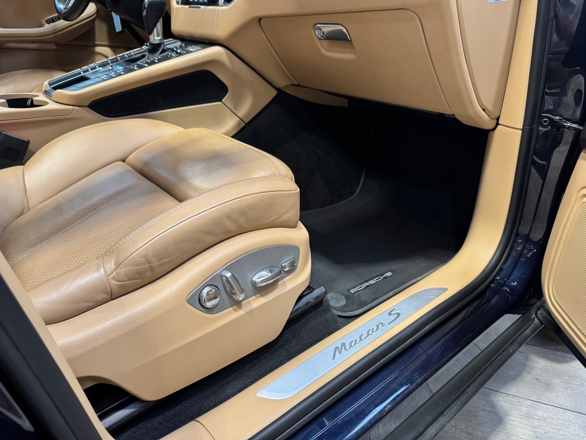 Porsche Macan S DIESEL 3.0L V6 258 ch PDK TO/SIEGES CHAUFFANTS/CAMERA/ATTELAGE