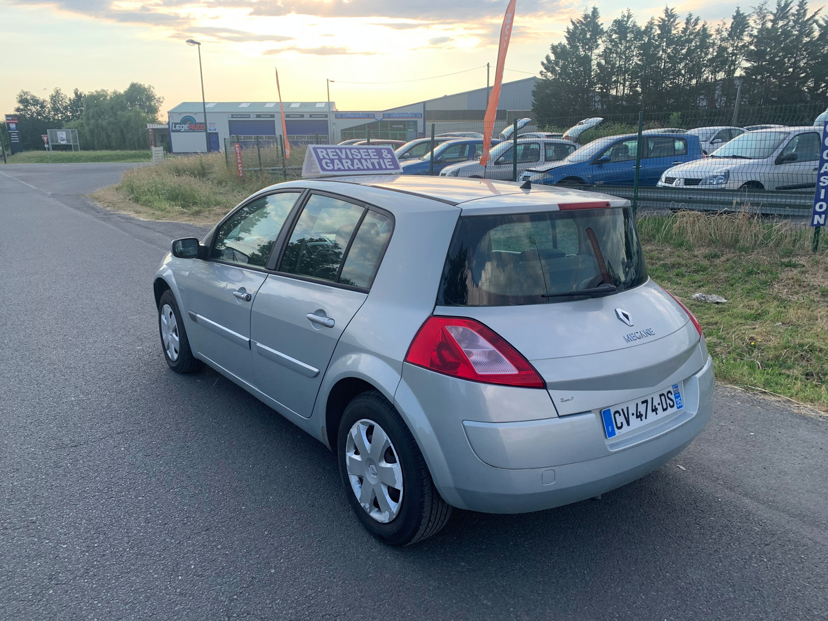 RENAULT Megane mégane 1.6i 115cv 105237kms