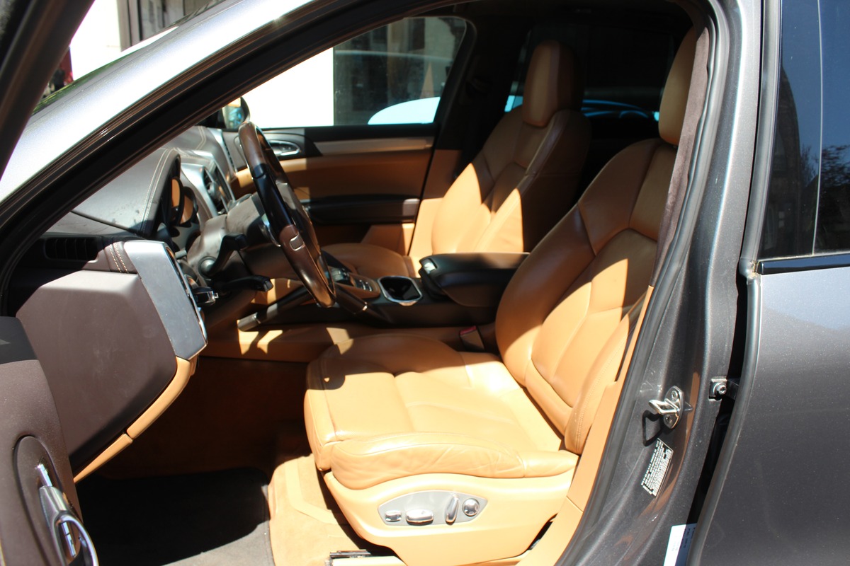 Porsche CAYENNE TURBO S Boîte automatique - II 4.8 V8 500 TURBO TIPTRONIC