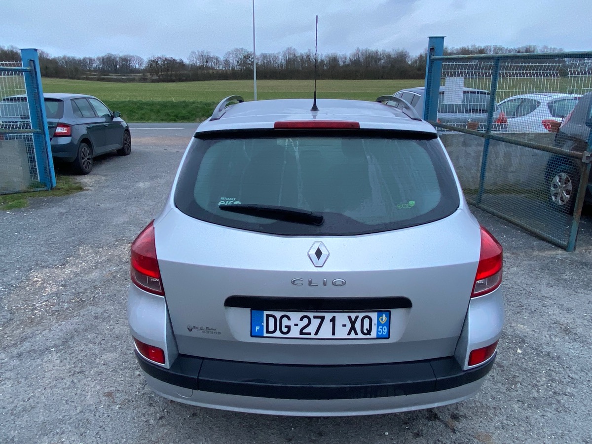 RENAULT Clio 3 estate 1.5 dci 148020km d’origine 