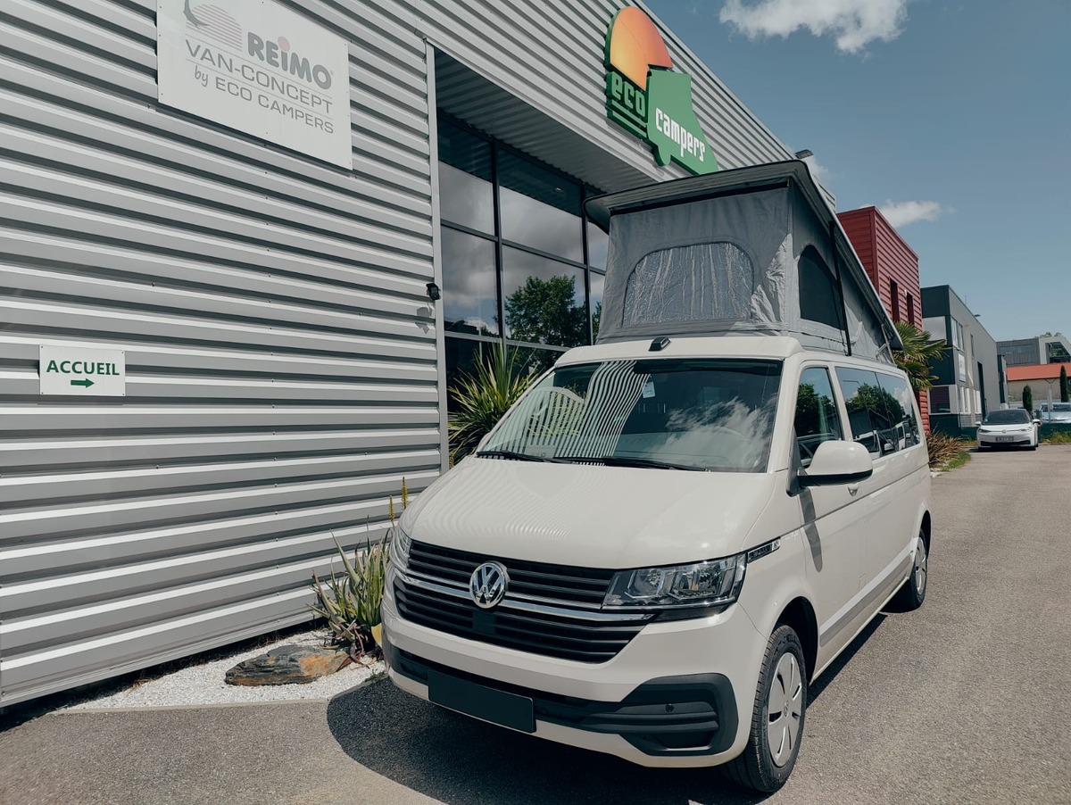 Volkswagen Transporter Fg WEEKENDER+ LR - SERVITED