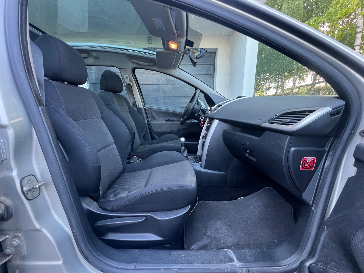 Peugeot 207 SW 1.6 HDI 90