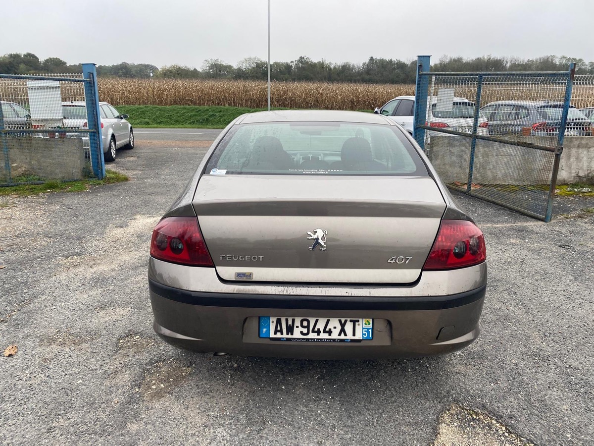 Peugeot 407 2.0 hdi 136cv boite auto Année 2006