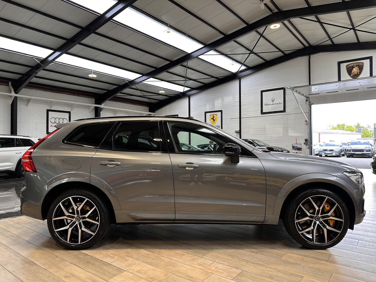 Volvo XC60 T8 AWD 318 + 87ch POLESTAR Engineered Geartronic / HARMAN KARDON / ATTELAGE ELECTRIQUE