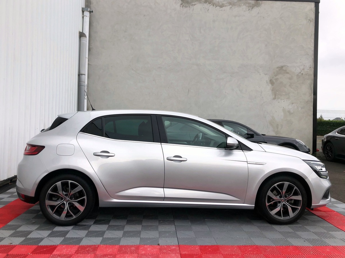 RENAULT Megane IV 1.5 DCI 110 LIMITED BVA EDC6