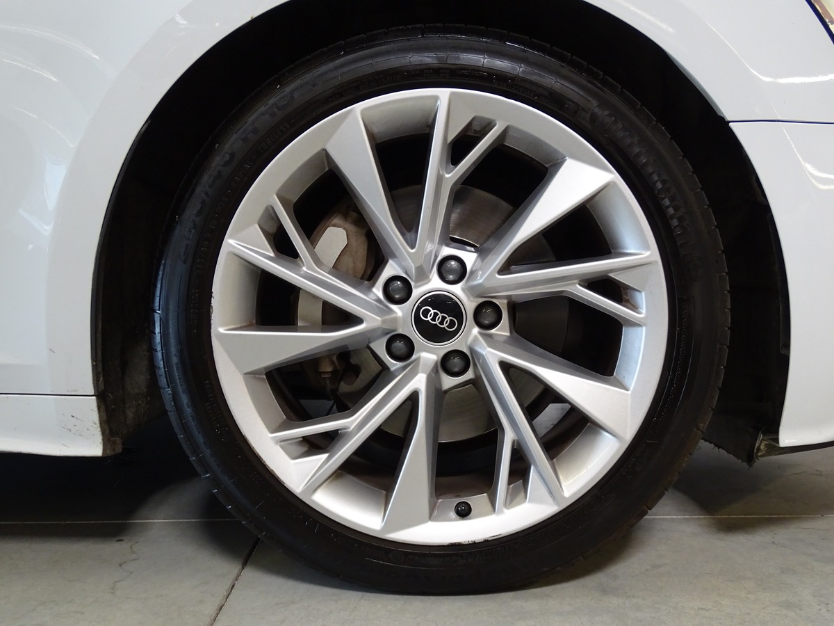 Audi A5 II (2) SPORTBACK 40 TFSI 204 Ch DESIGN S-TRONIC 7