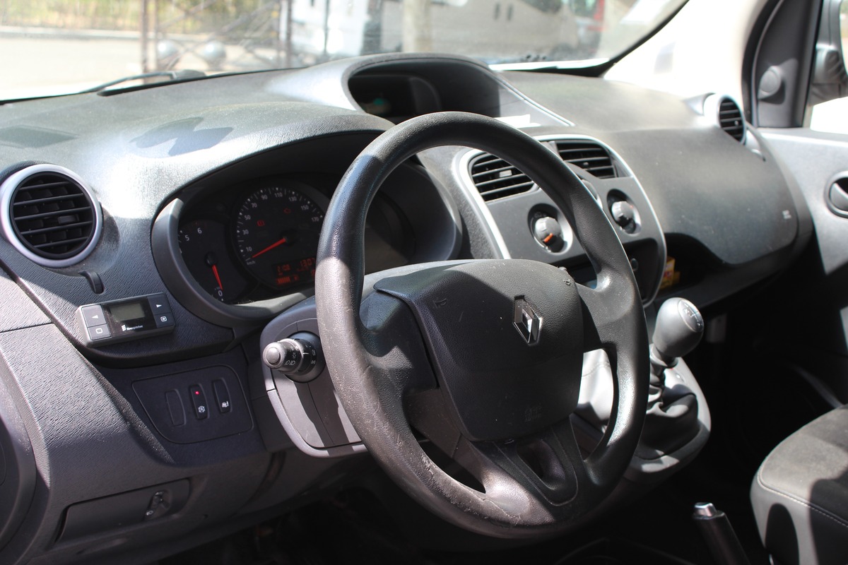 RENAULT Kangoo II (2) 1.5 DCI 110 MAXI / ATTELAGE