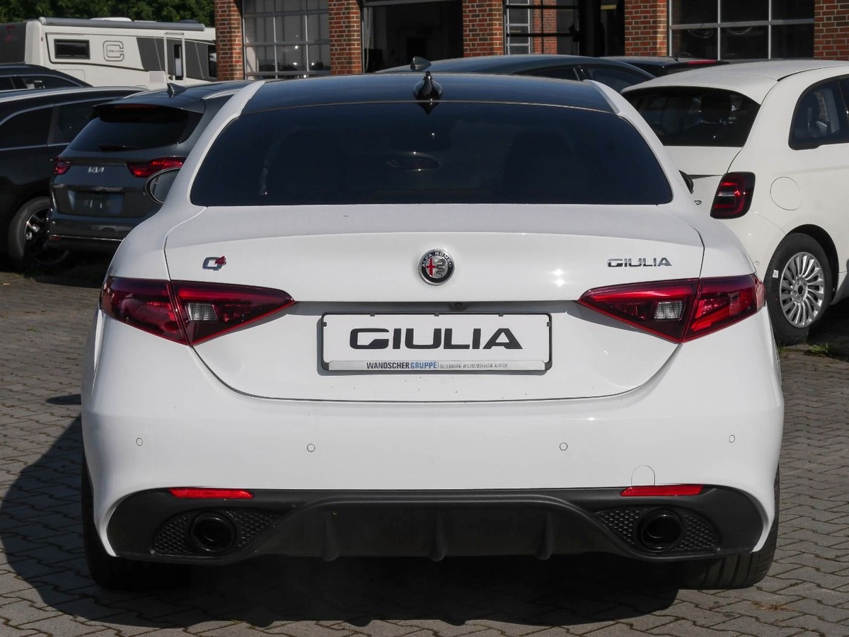 Alfa Romeo Giulia 2.0 TB 280ch Veloce Q4 AT8 Toit ouvrant Harman-Kardon
