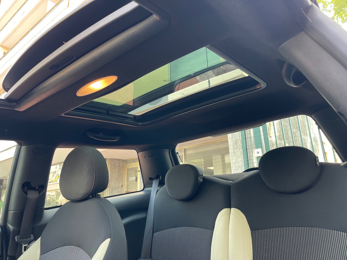 Mini Mini Cooper 1.6 i 122 cv Boîte auto / Toit Ouvrant / Clim / Jantes Sport