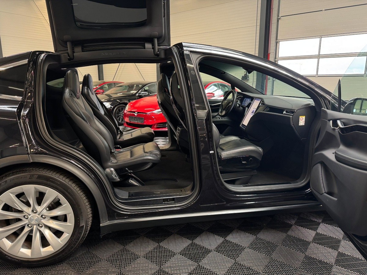 Tesla Model X 90D Dual Motor 6 places Supercharge gratuite