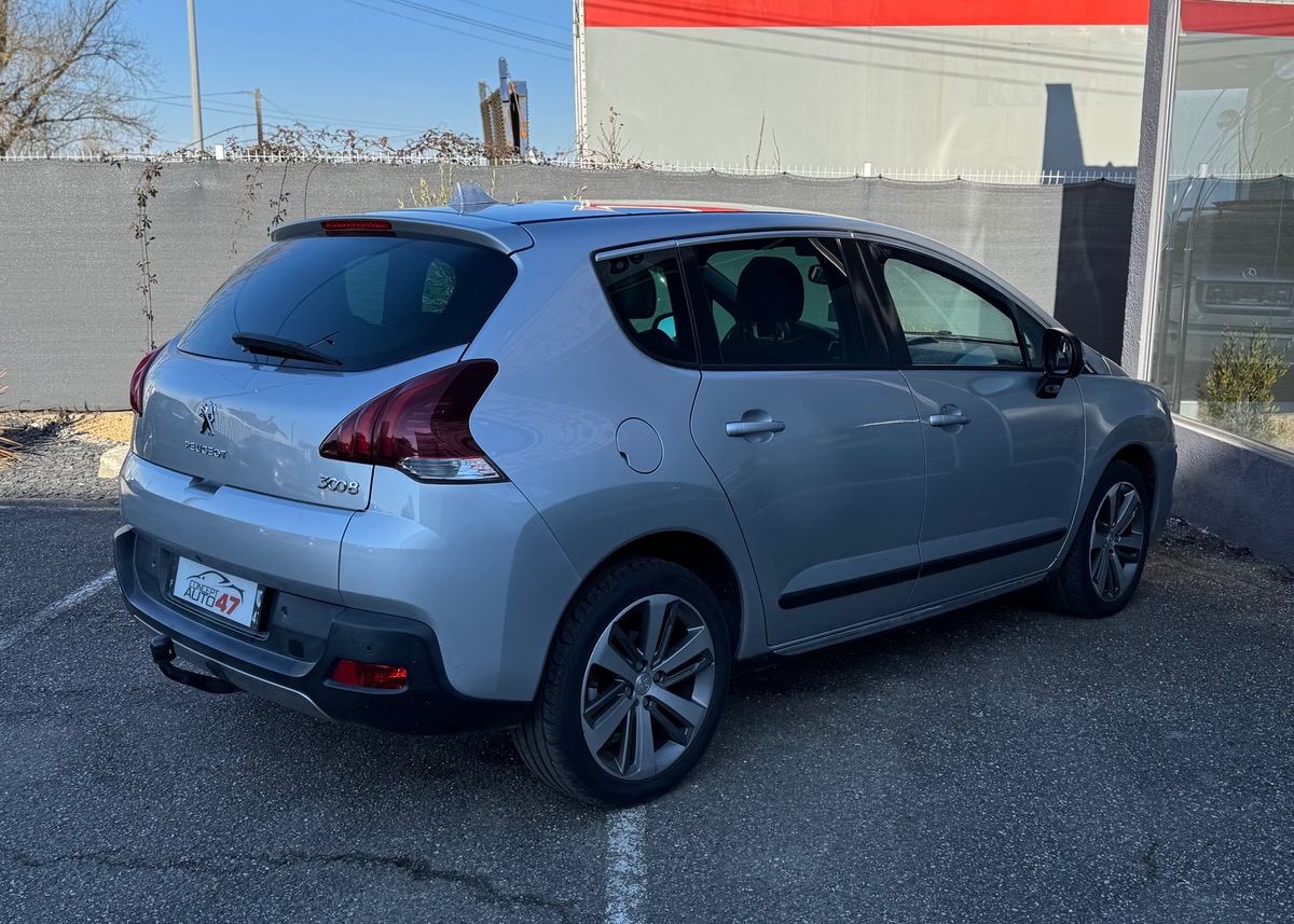 Peugeot 3008 (2) 2.0 BLUEHDI 150 S&S ALLURE