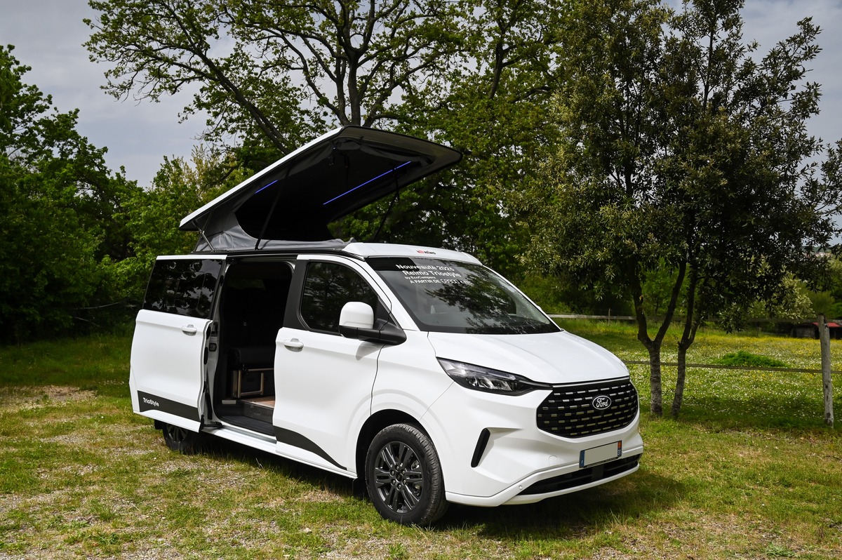 Ford TRANSIT CUSTOM Nouveau Ford Tourneo Camper TRIOSTYLE - REIMO by ECO CAMPERS
