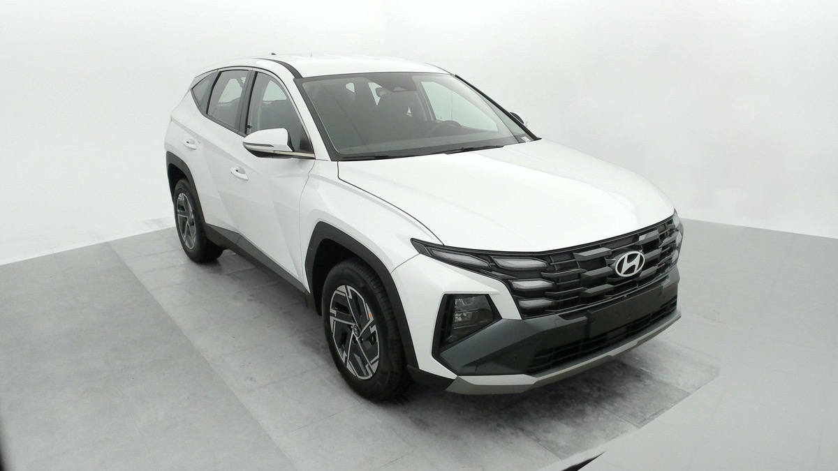 Image: Hyundai Tucson 1.6 T-GDI 215cv Hybrid BVA6 Initia 10 kms