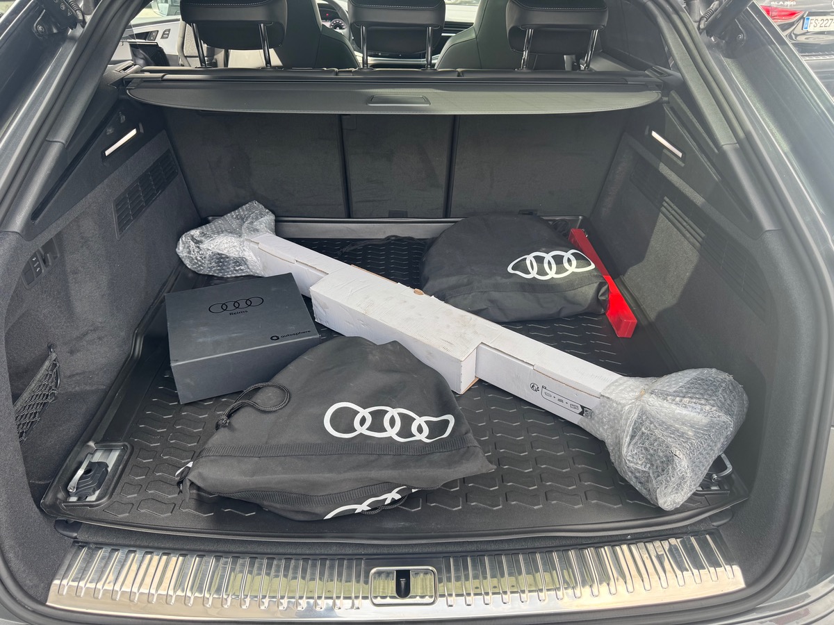 Audi Q8 60 TFSIE COMPÉTITION QUATTRO TIPTRONIC 8