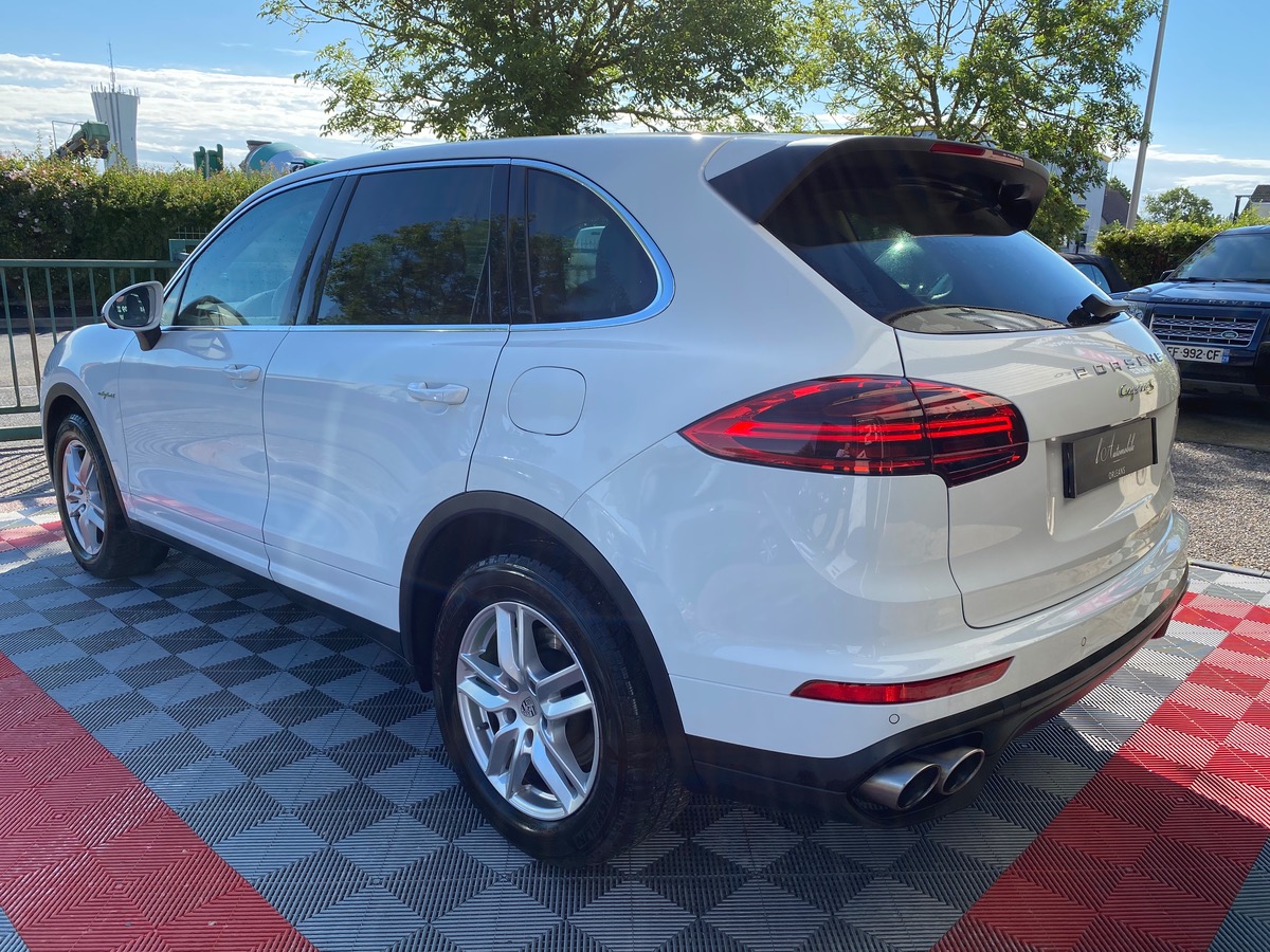 Porsche Cayenne S Hybrid 3.0 V6 333/416cv crochet