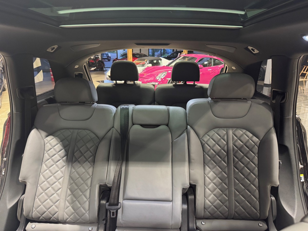 Audi SQ7 4.0 V8 TDI 435ch Quattro 7 places / Bose / 3D Surround View / HU/ Attelage