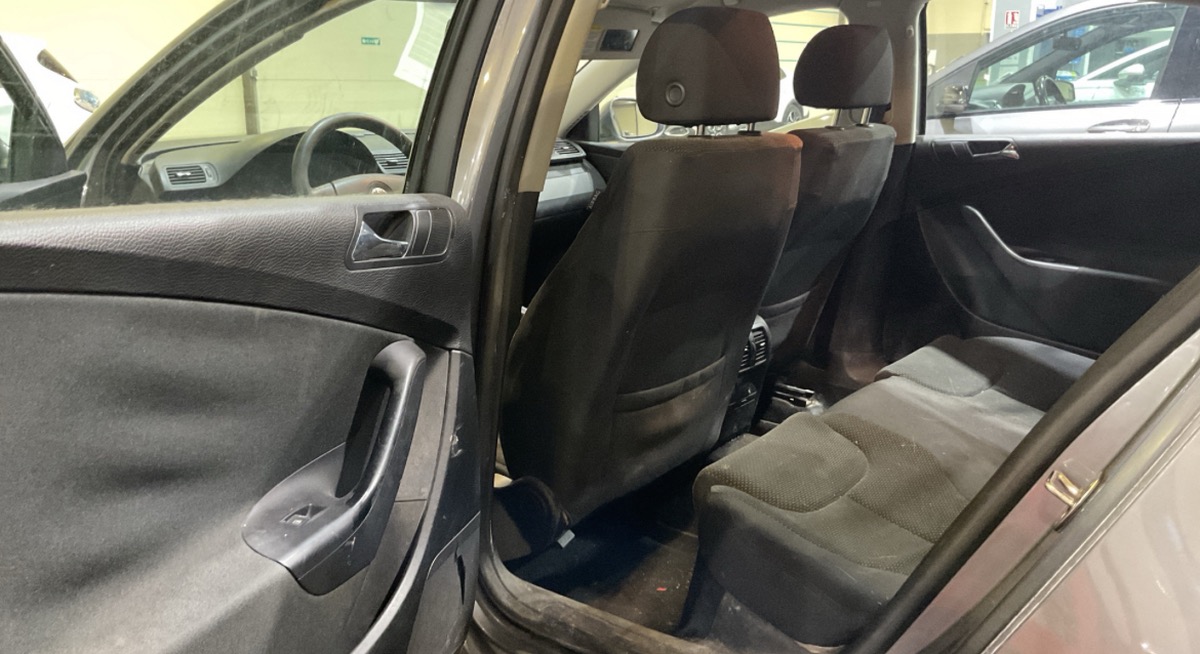 Volkswagen Passat 1.6 fsi