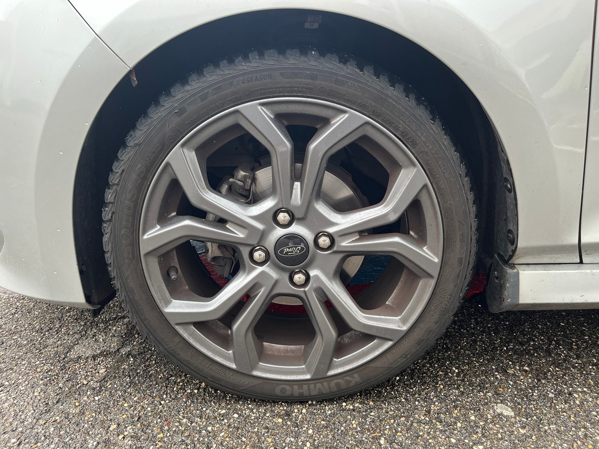 Ford Fiesta 1.0 ECOBOOST MHEV 125ch ST-LINE X, SUIVI FORD, CHARGEUR A INDUCTION, CARPLAY, REGULATEUR