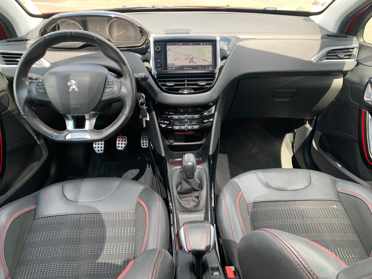 Peugeot 2008 GT LINE