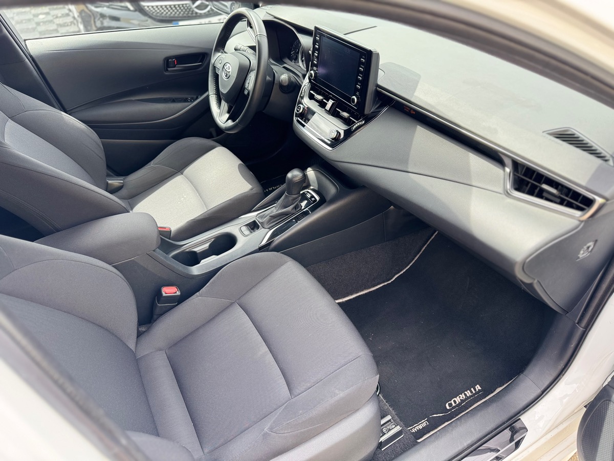 Toyota Corolla 1.8 VVT-i 122 HSD CVT 98 cv Boîte auto - DEMARRAGE A CLE - CLIMATISATION