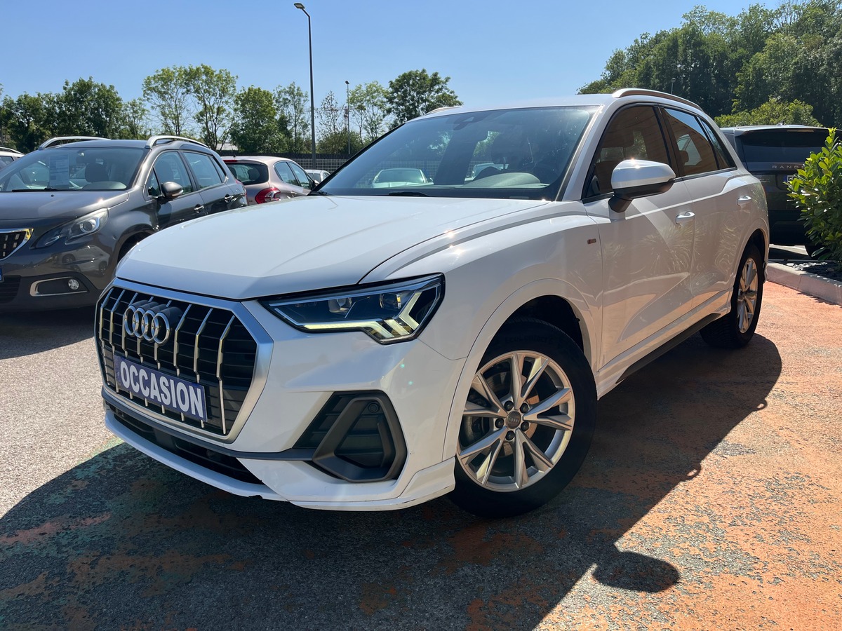Audi Q3 35 2.0 TDI S Tronic7 150 S LINE Boîte automatique