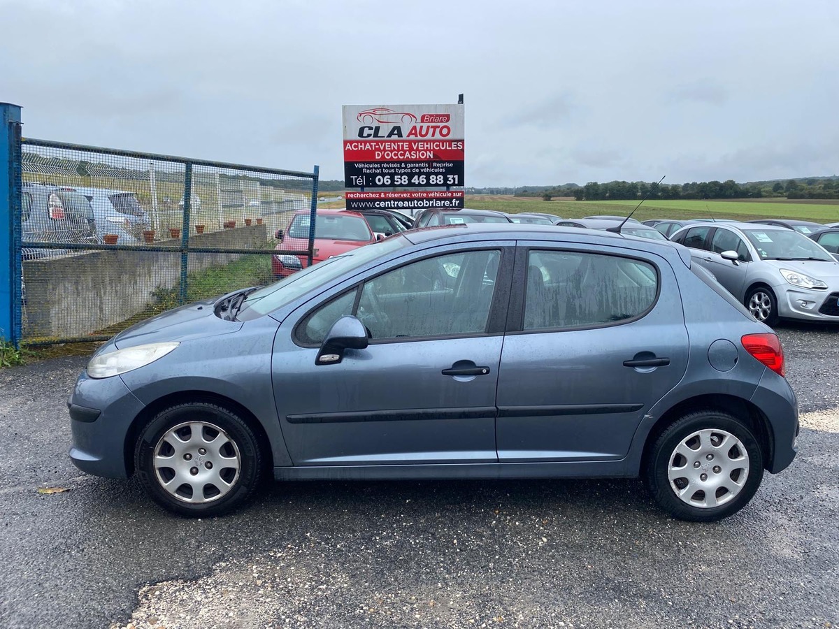 Peugeot 207 1.4 16v 90cv trendy 173002km